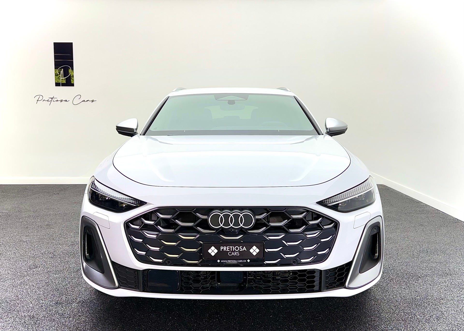 AUDI S5 Avant TFSI quattro S tronic-showroom-element-2