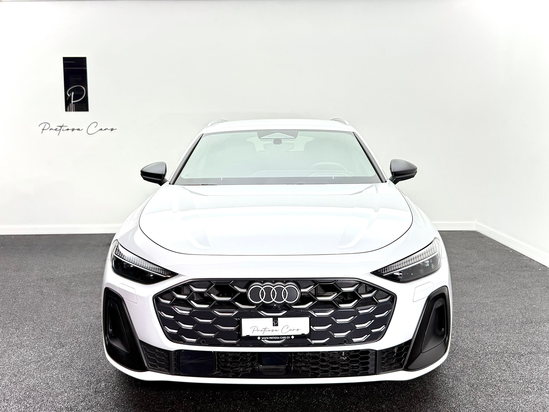 AUDI S5 Avant TFSI quattro S tronic-showroom-element-2