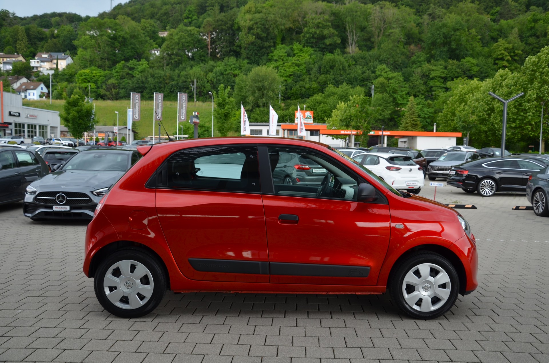 RENAULT Twingo 1.0 Life*Ab MFK,1 Jahr oder 20'000km Garantie*-showroom-element-3