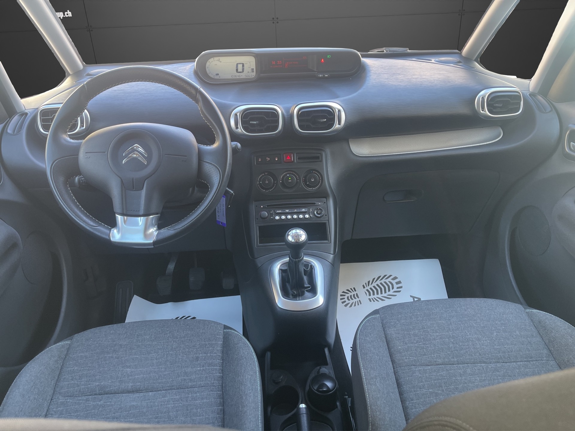 CITROEN C3 Picasso 1.2 Pure Tech Séduction-image-11