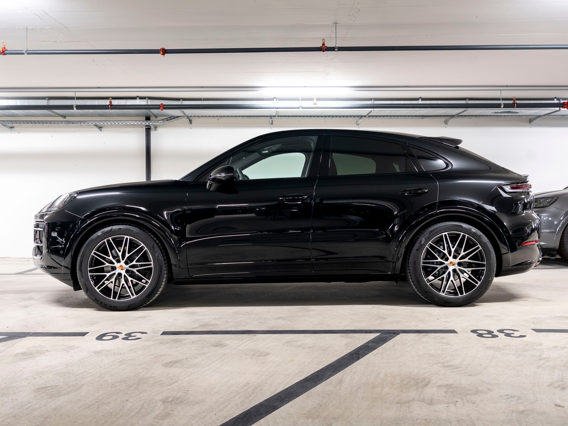 PORSCHE Cayenne Coupé Black Edition Tiptronic-showroom-element-1