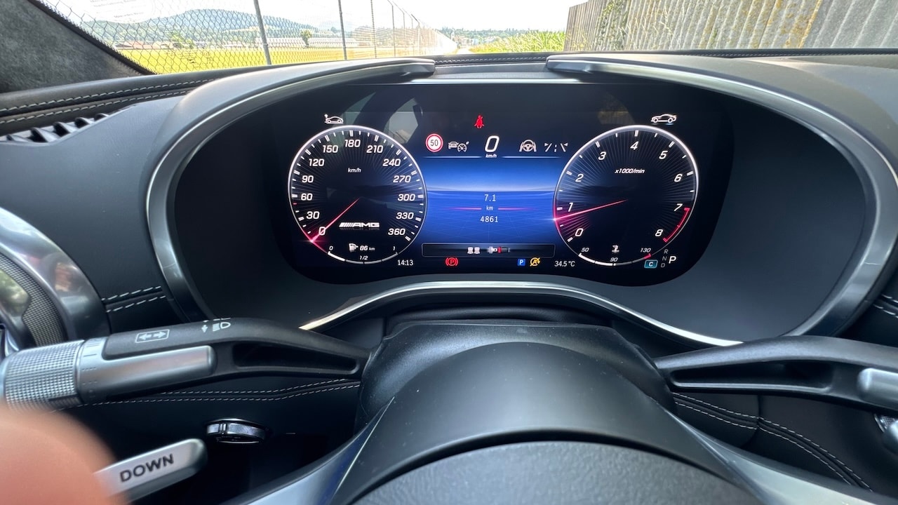 MERCEDES-BENZ AMG SL 63 4M Executive Edition Speedshift MCT-image-27