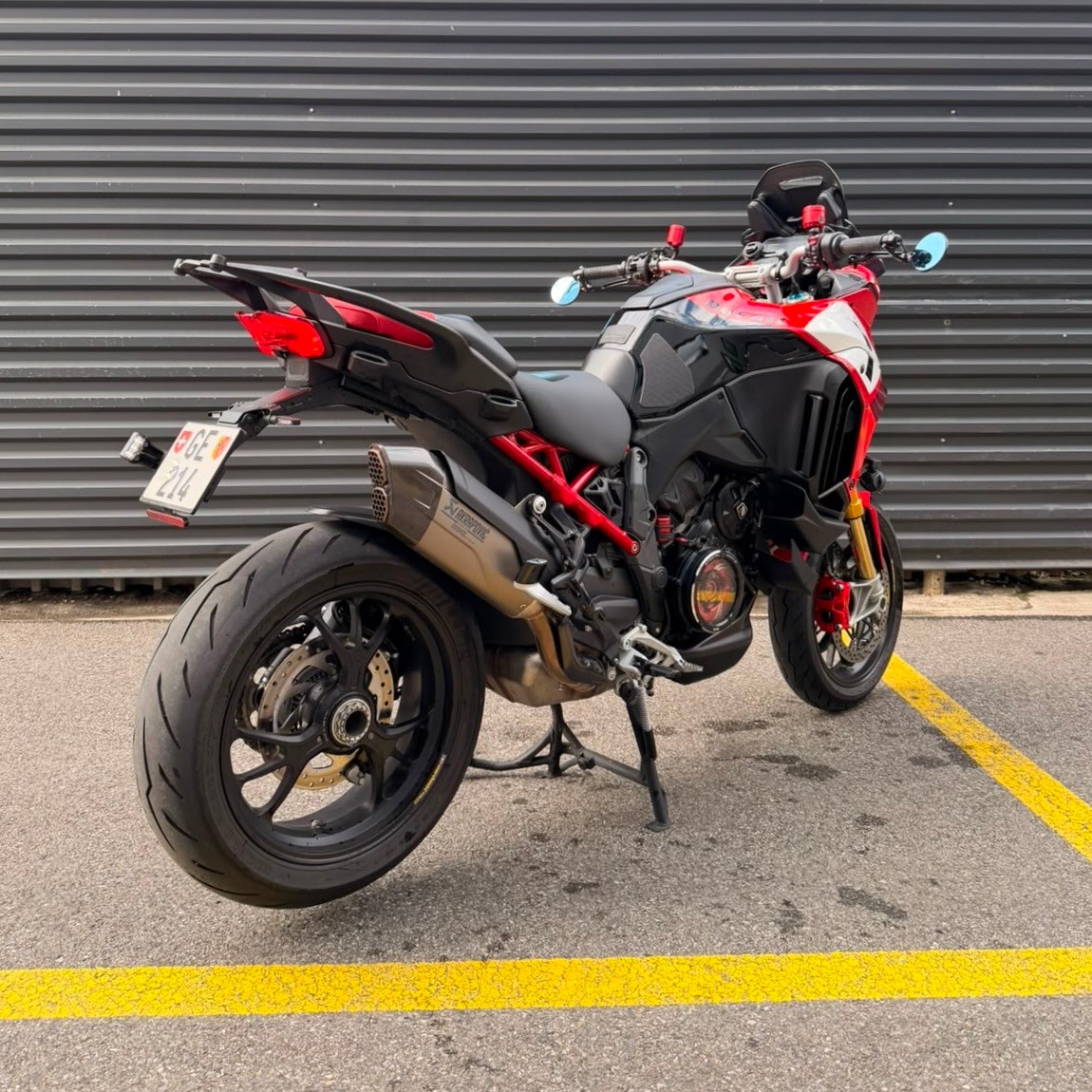 DUCATI Multistrada V4 Pikes Peak-image-2