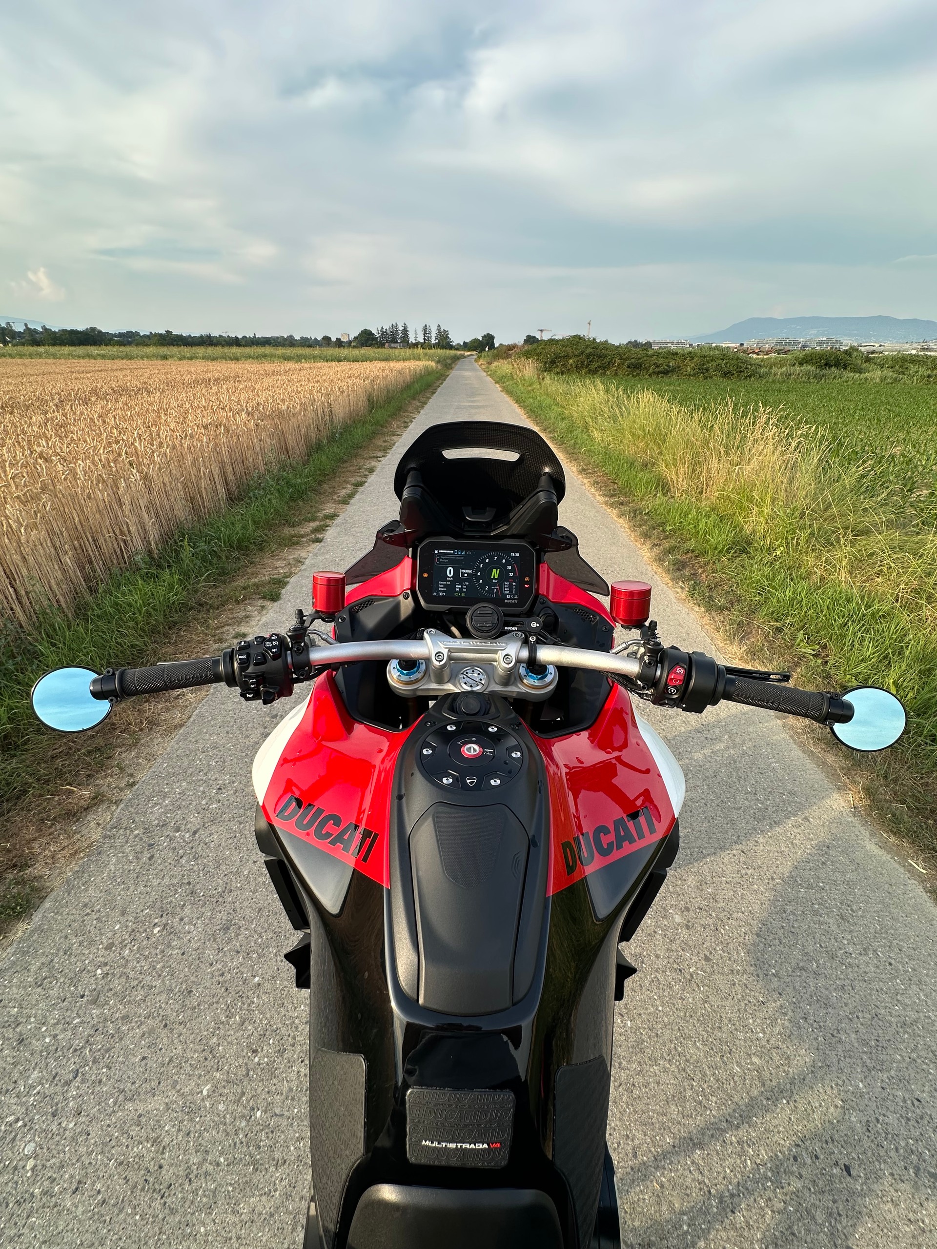DUCATI Multistrada V4 Pikes Peak Radar-image-10