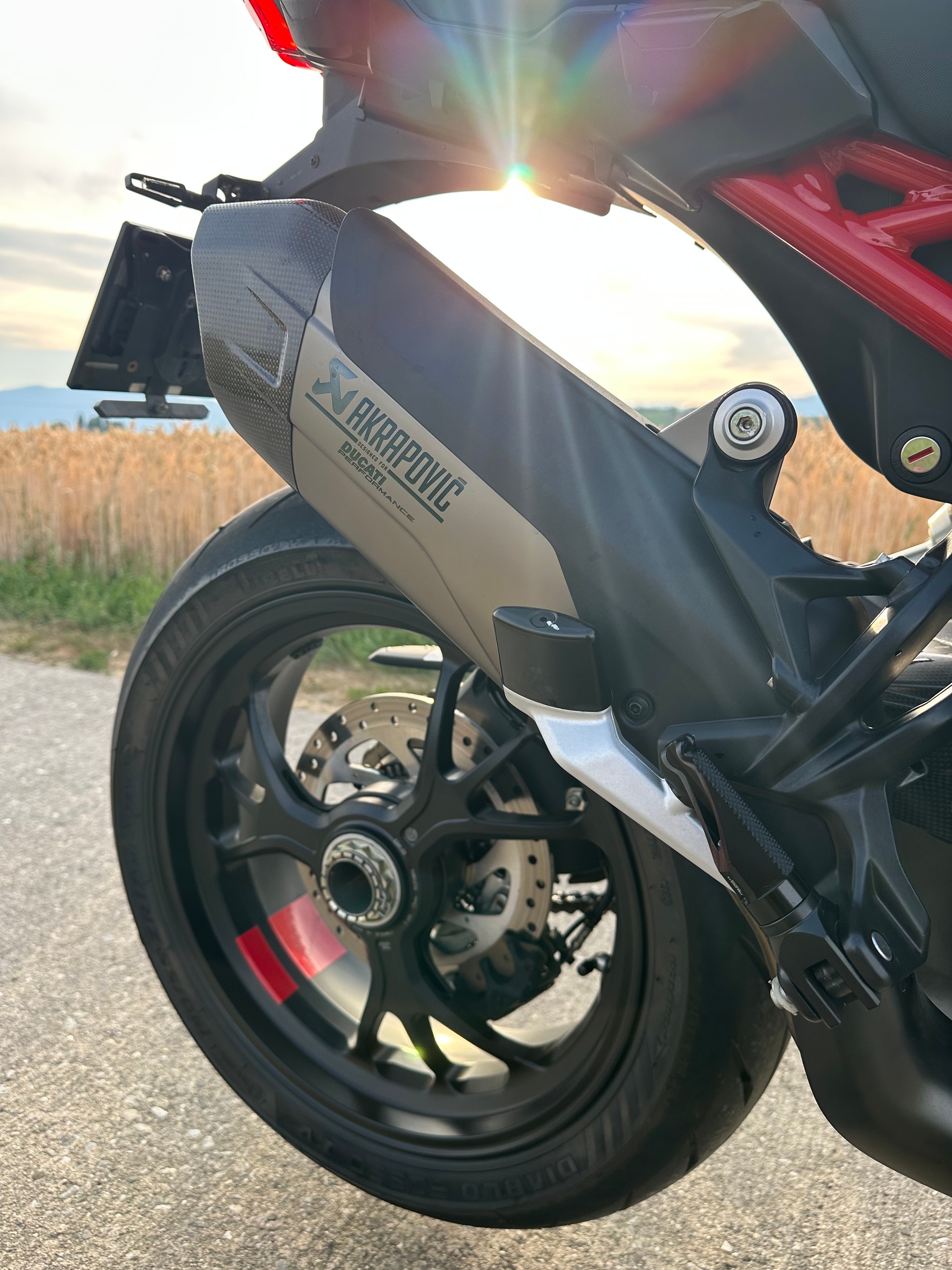 DUCATI Multistrada V4 Pikes Peak Radar-image-8