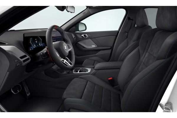 BMW M135i xDrive M Sport F70 (CH)-showroom-element-2