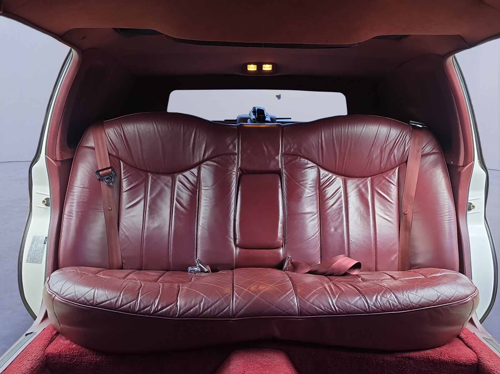 LINCOLN Town Car-image-9