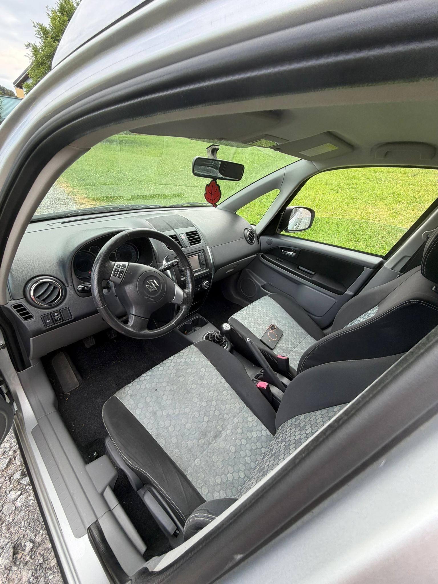 SUZUKI SX4 2.0 TD GL Top Sergio Cellano 4WD-image-8
