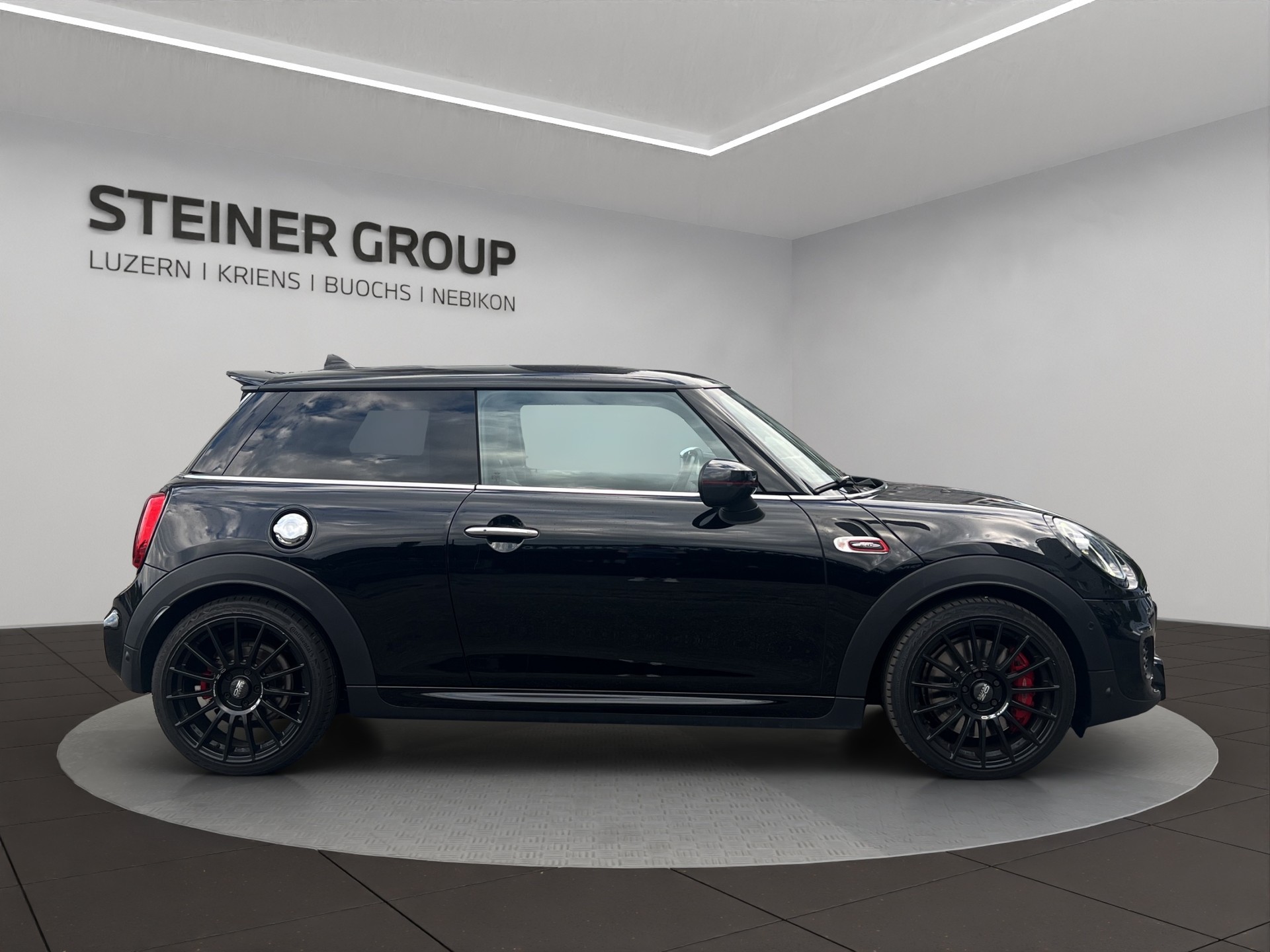 MINI Cooper John Cooper Works Steptronic-showroom-element-3
