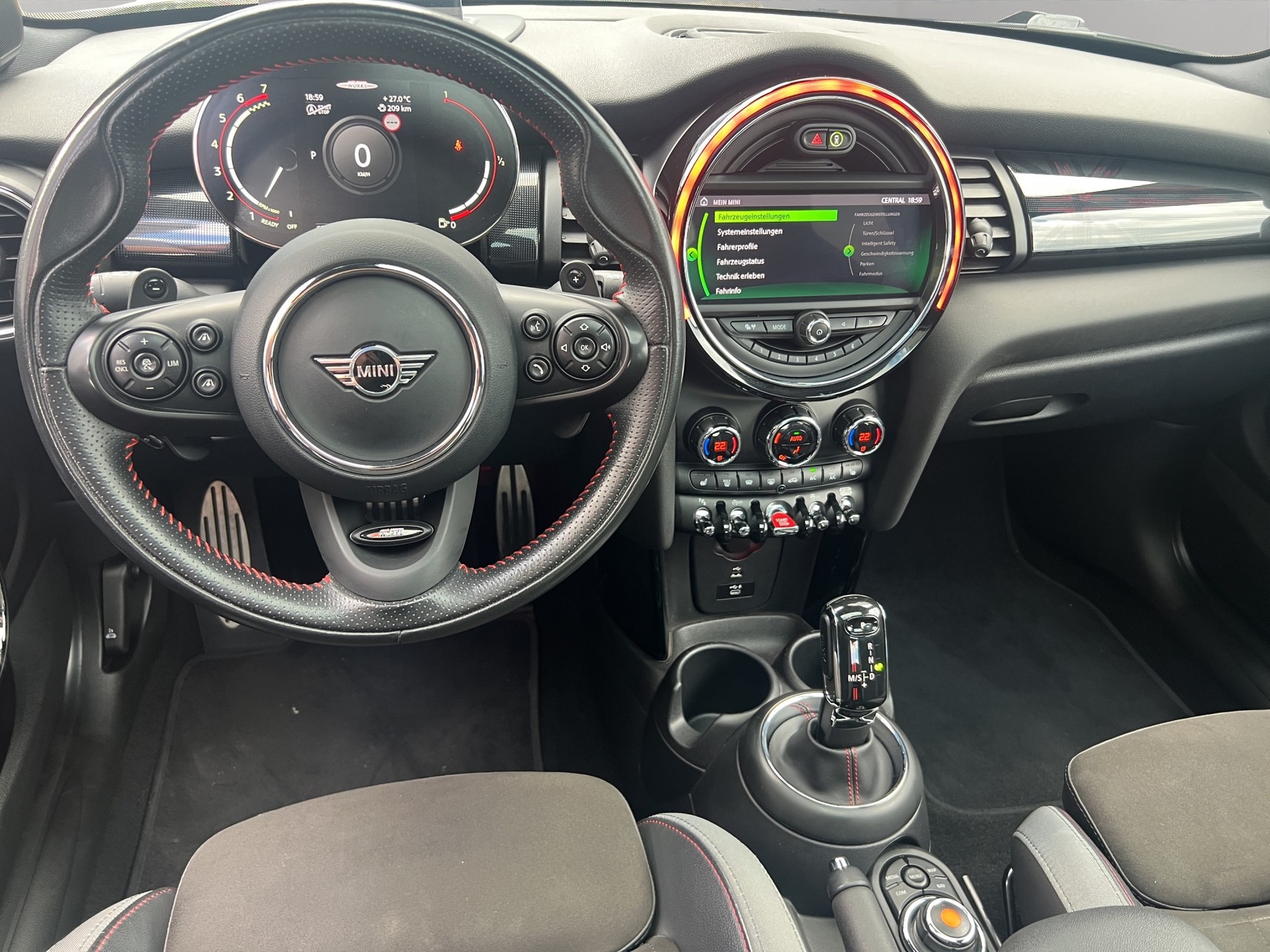 MINI Cooper John Cooper Works Steptronic-image-15
