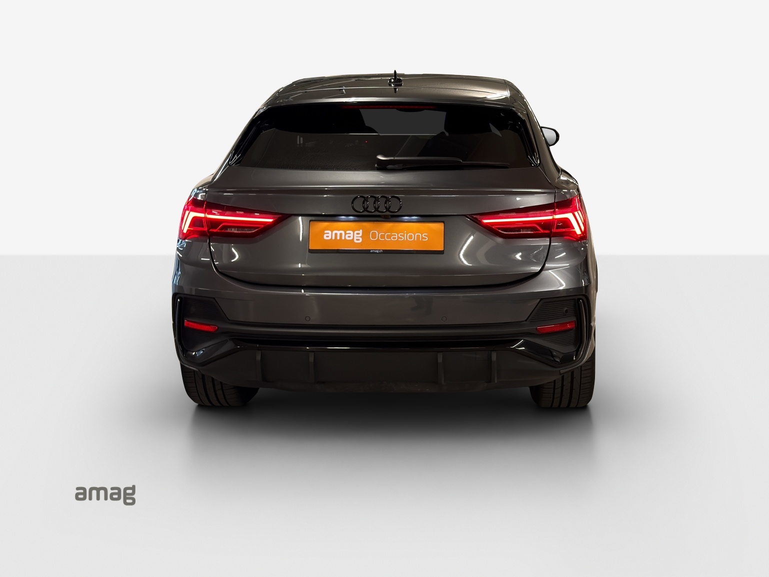 AUDI Q3 Sportback 35 TFSI S line Attraction S-tronic-showroom-element-3