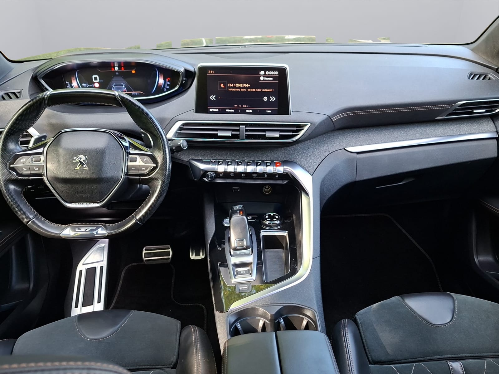 PEUGEOT 3008 2.0 BlueHDi GT EAT-image-13