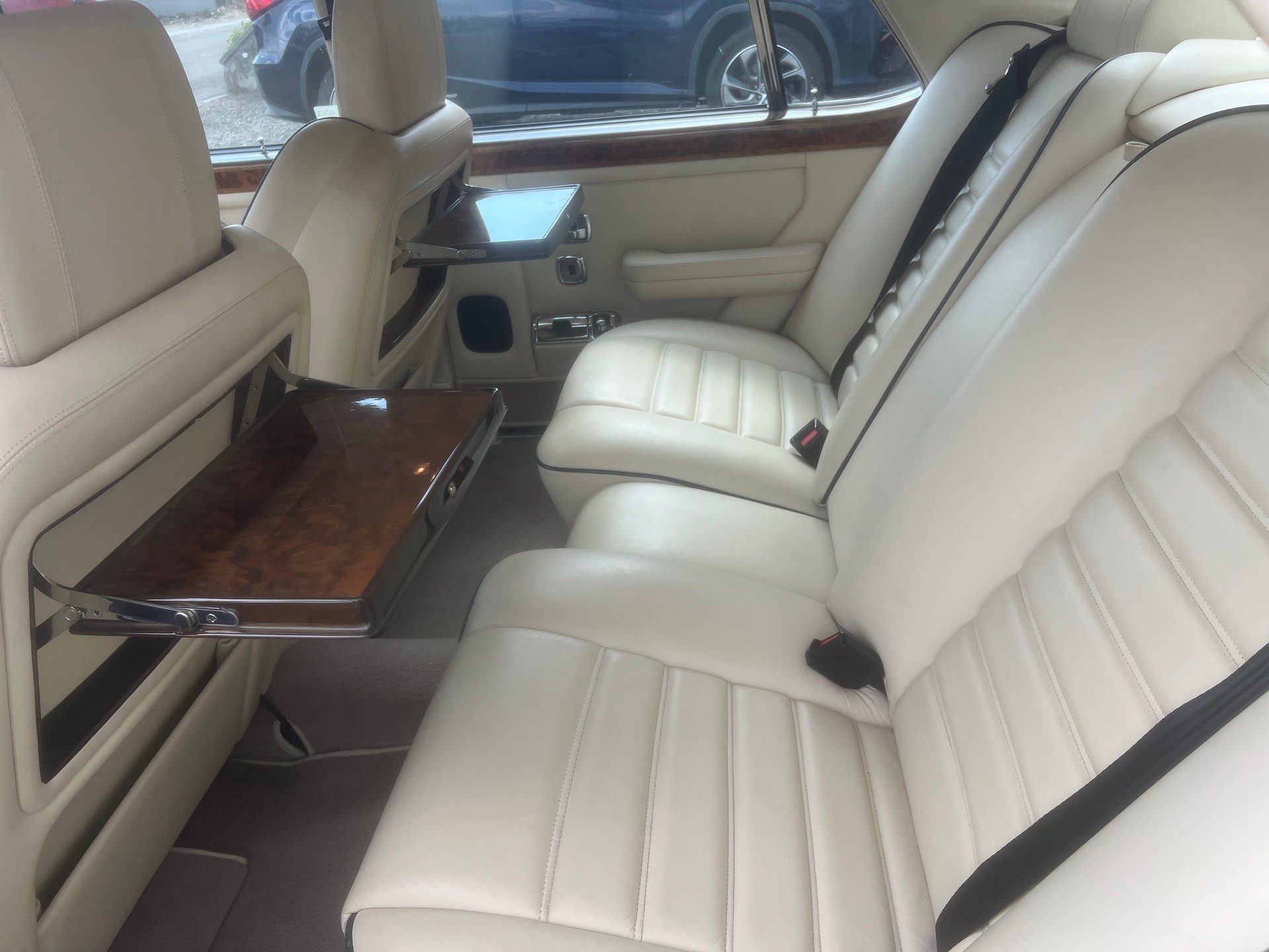 BENTLEY Mulsanne-image-13