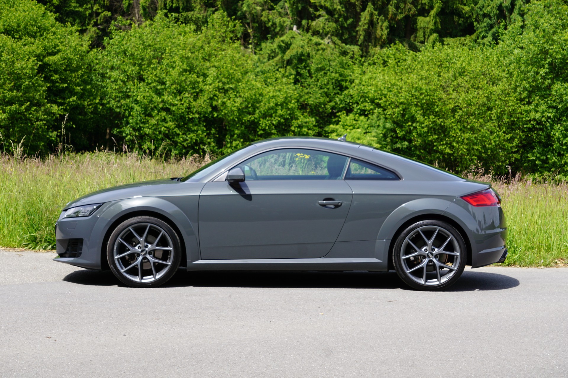 AUDI TT Coupé 2.0 TFSI quattro S-tronic-image-6