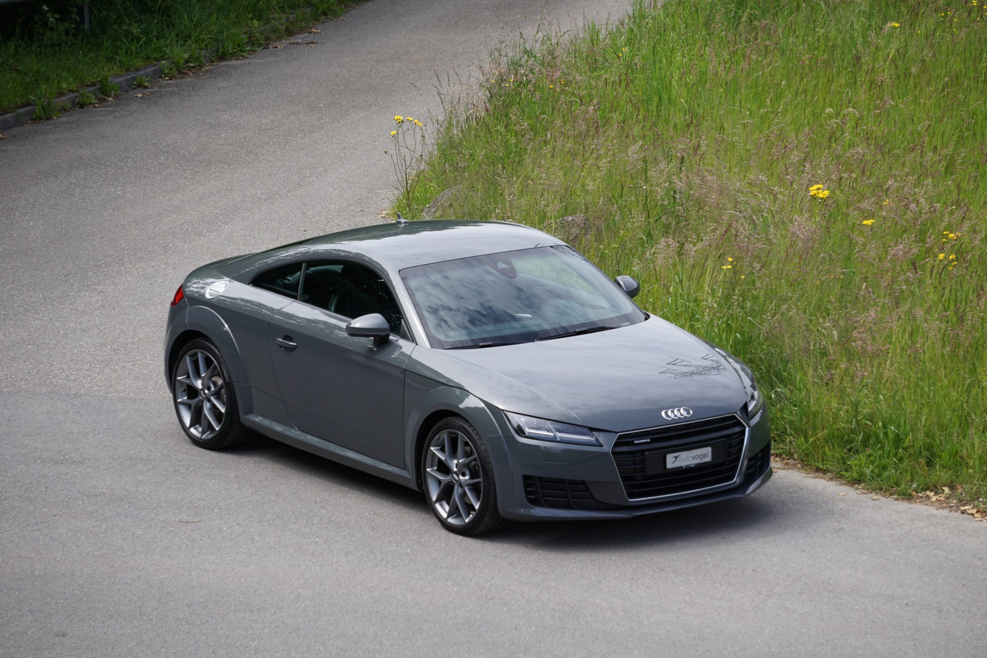 AUDI TT Coupé 2.0 TFSI quattro S-tronic-image-8