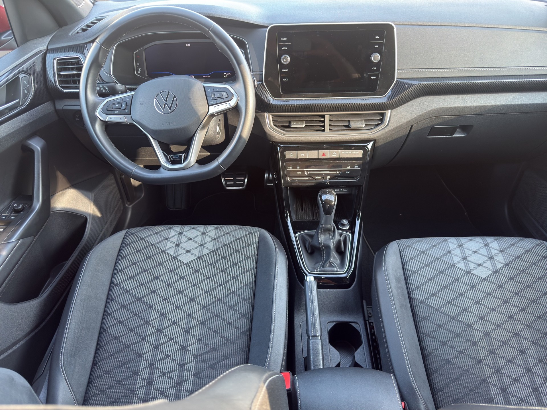 VW T-Cross 1.0 TSI EVO R-Line DSG-image-10