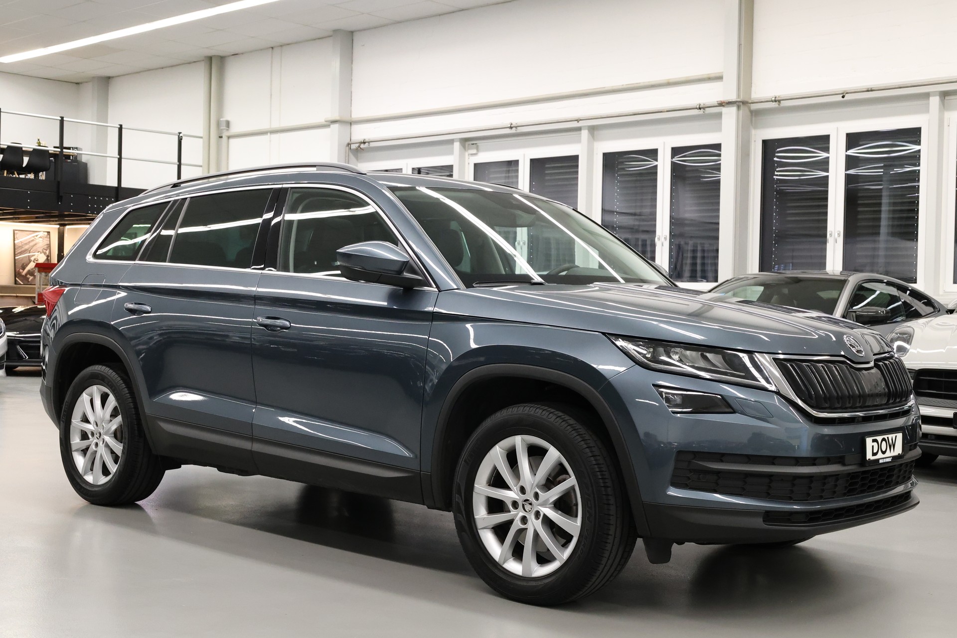 SKODA Kodiaq 2.0 TSI Style DSG-showroom-element-1