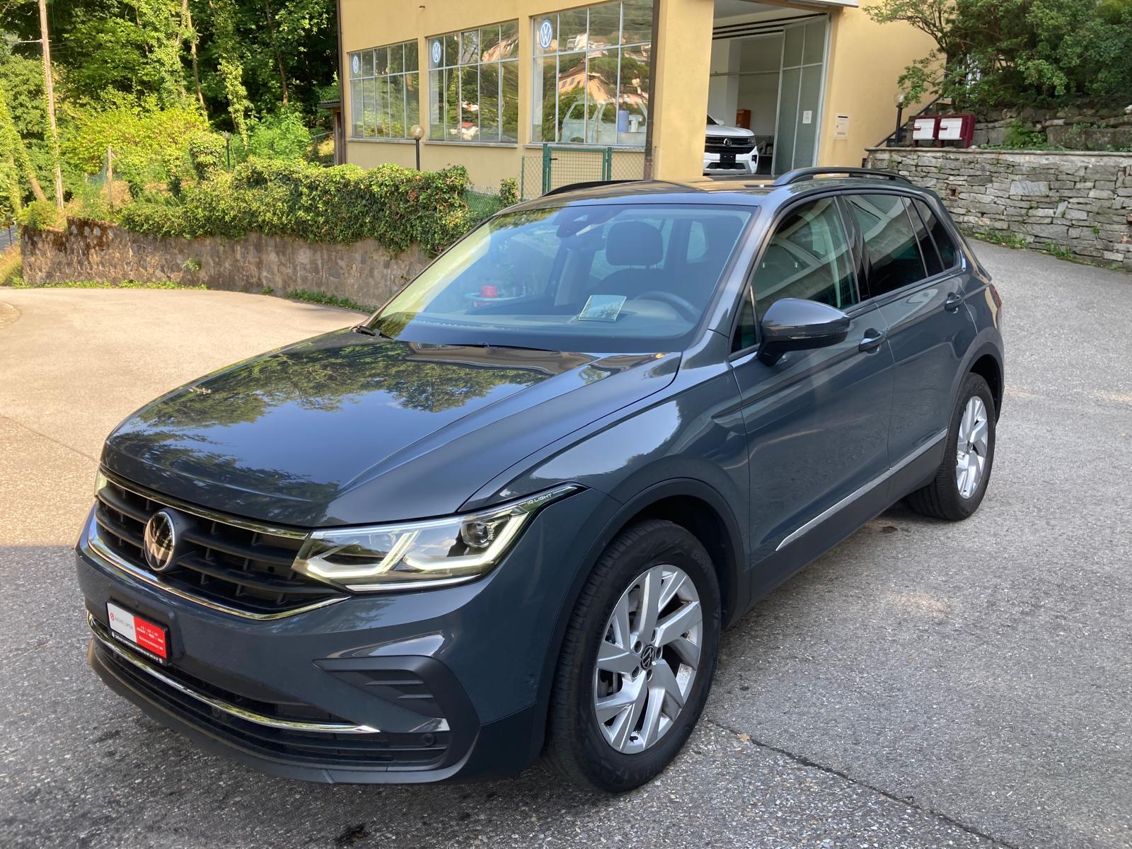 VW Tiguan 2.0TSI Elegance 4Motion DSG-showroom-element-2