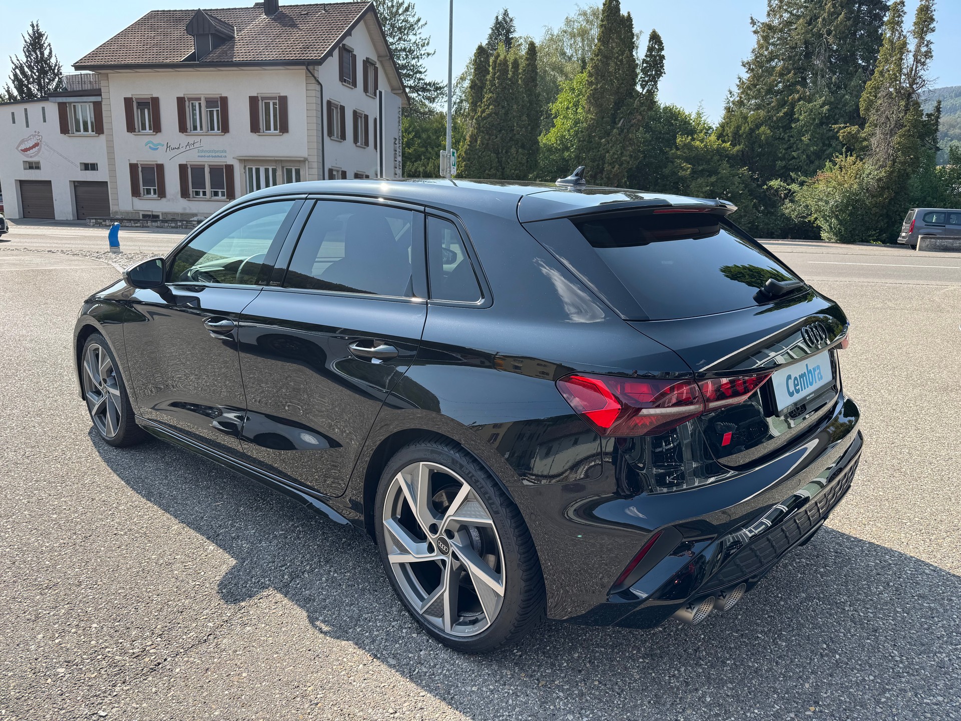 AUDI S3 Sportback *Performance Akrapovic* TFSI quattro S-tronic-image-10