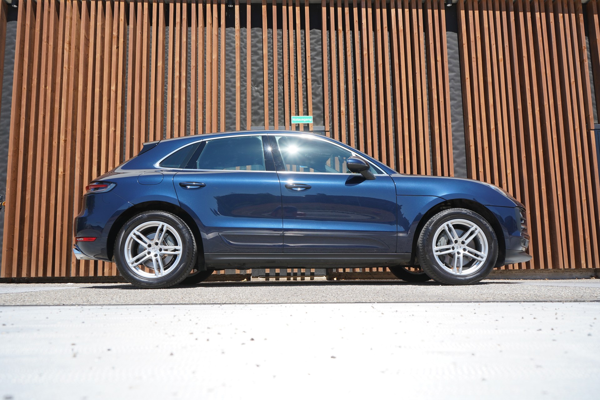 PORSCHE MACAN S PDK l 354 PS-showroom-element-2