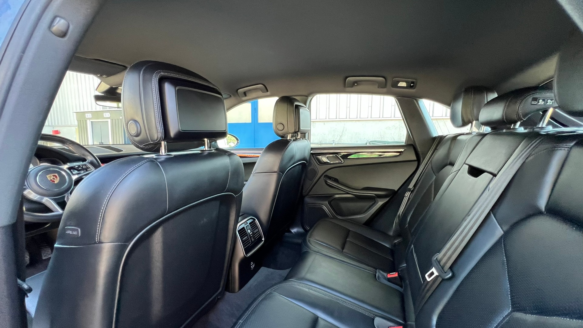 PORSCHE MACAN S PDK l 354 PS-image-28