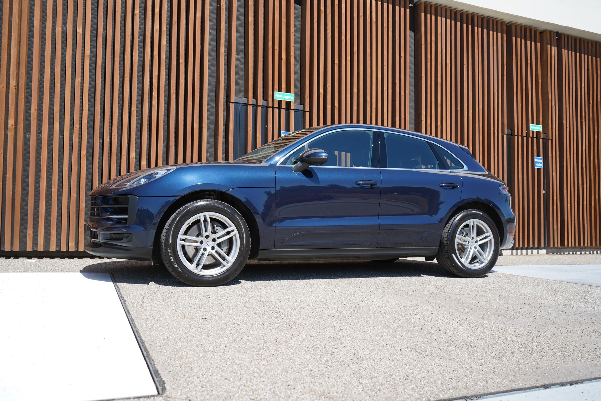 PORSCHE MACAN S PDK l 354 PS-image-10