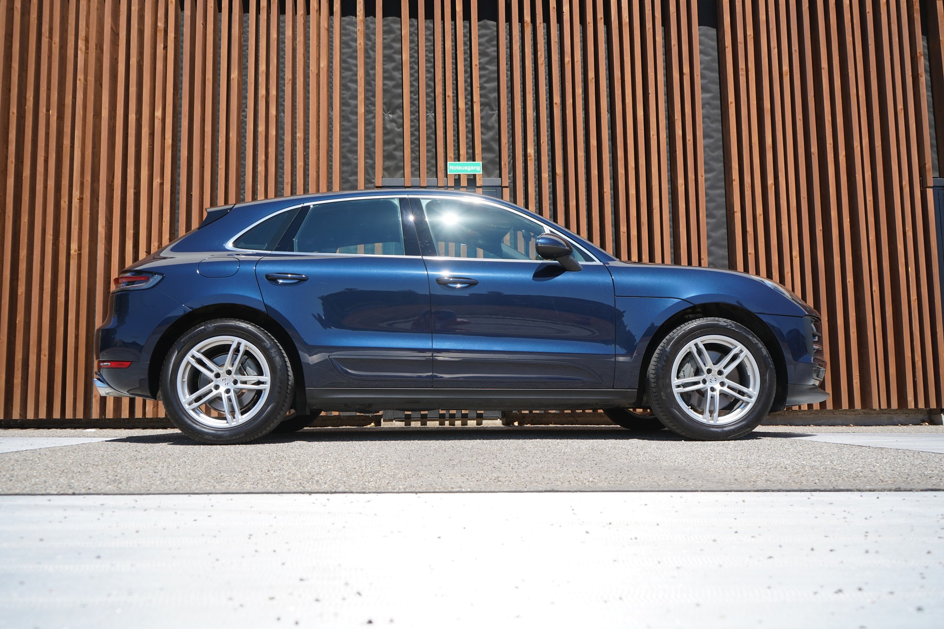 PORSCHE MACAN S PDK l 354 PS