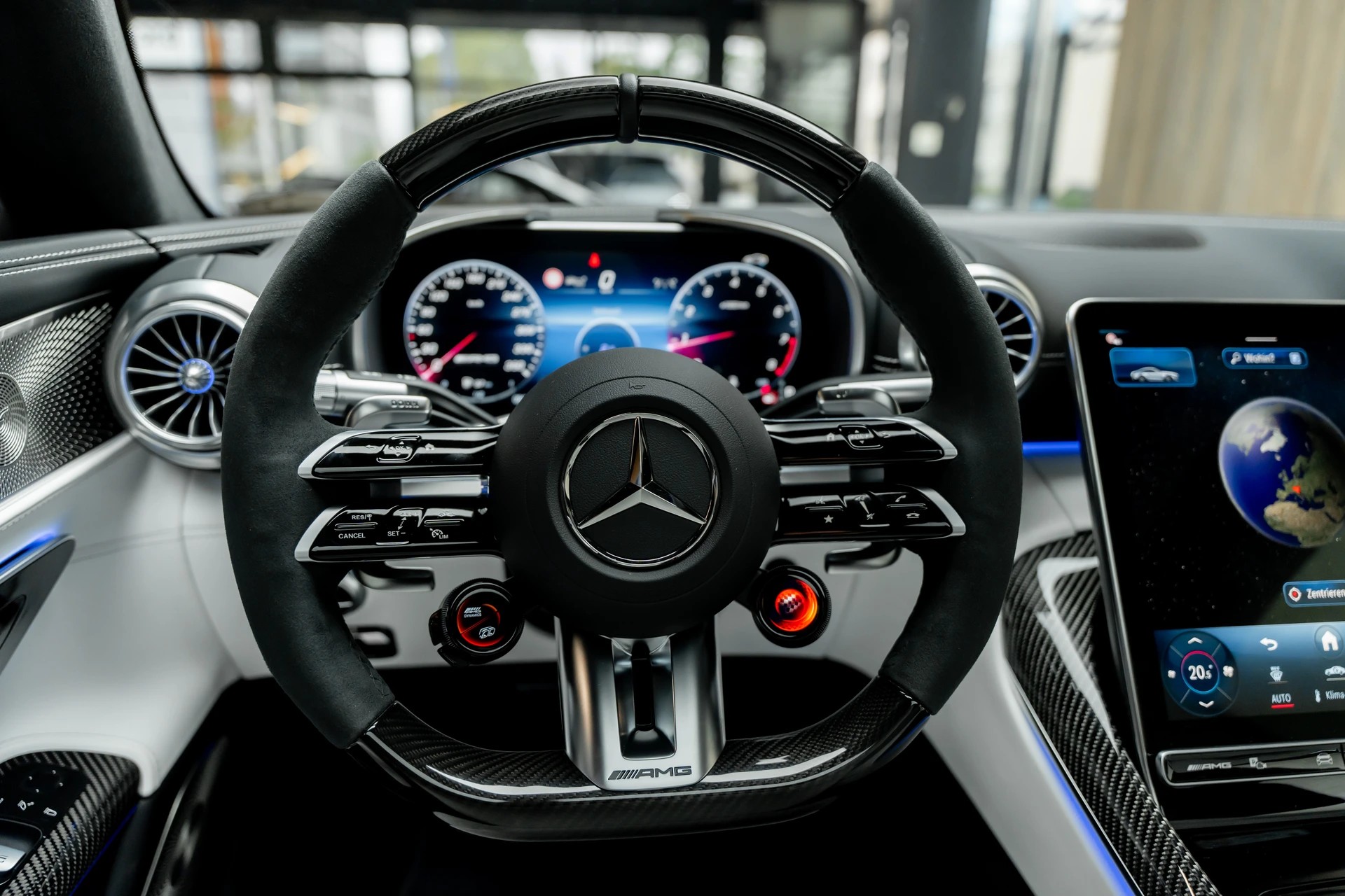 MERCEDES-BENZ AMG GT 63 4Matic+ Executive Edition-image-15