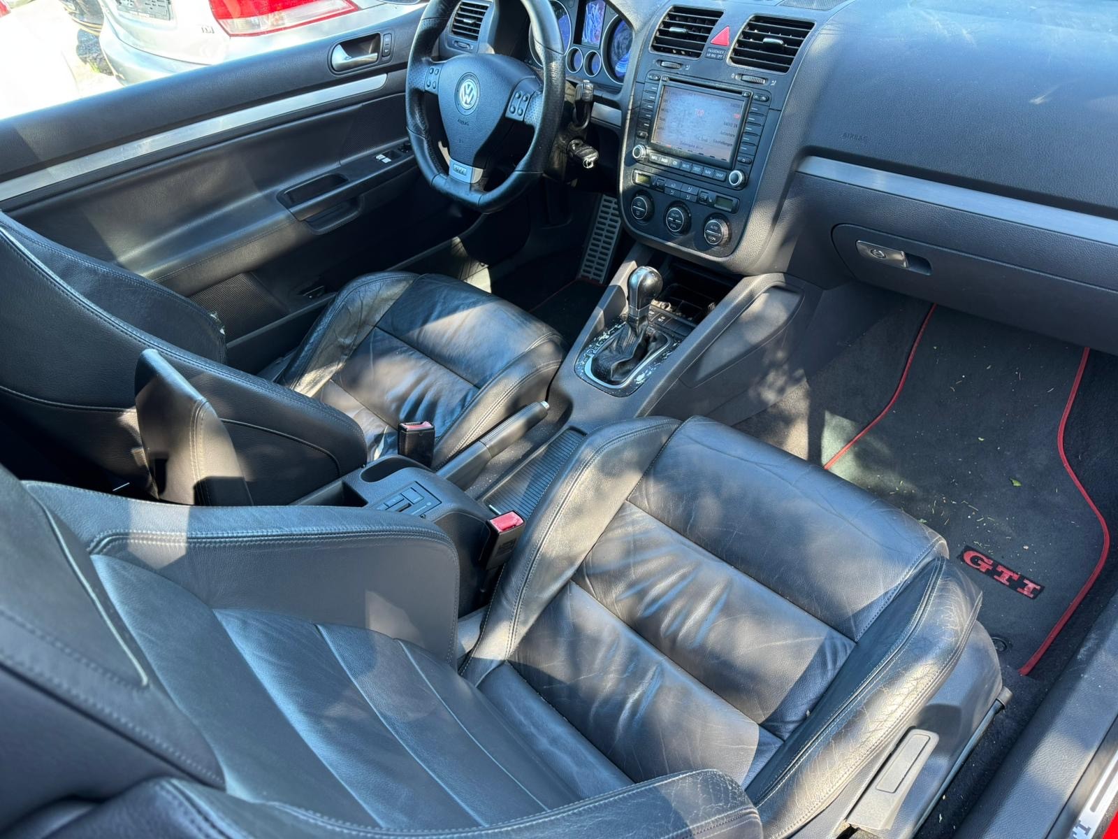 VW Golf 2.0 TFSI GTI-image-7