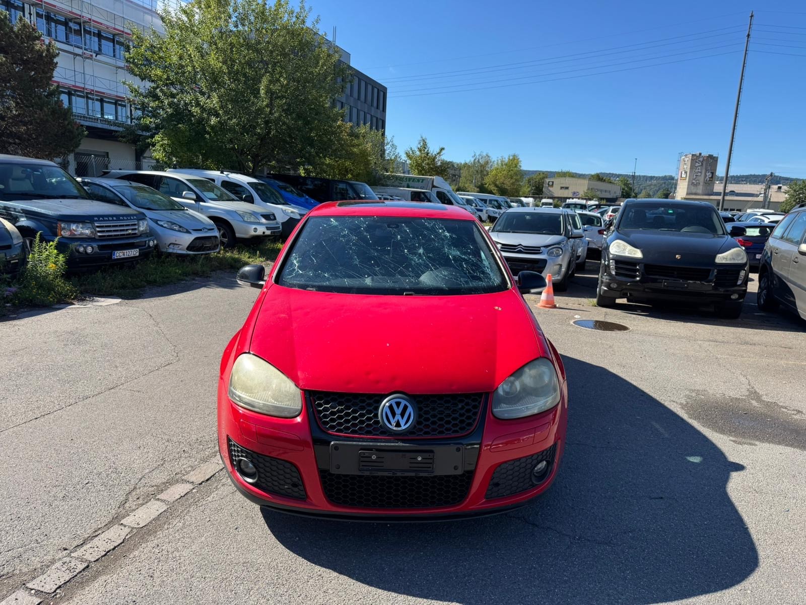 VW Golf 2.0 TFSI GTI-image-2