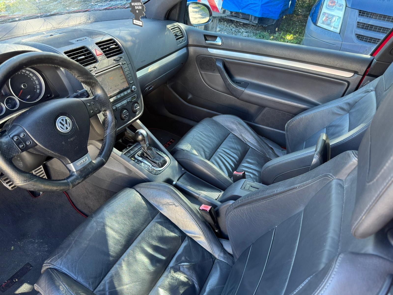 VW Golf 2.0 TFSI GTI-image-12