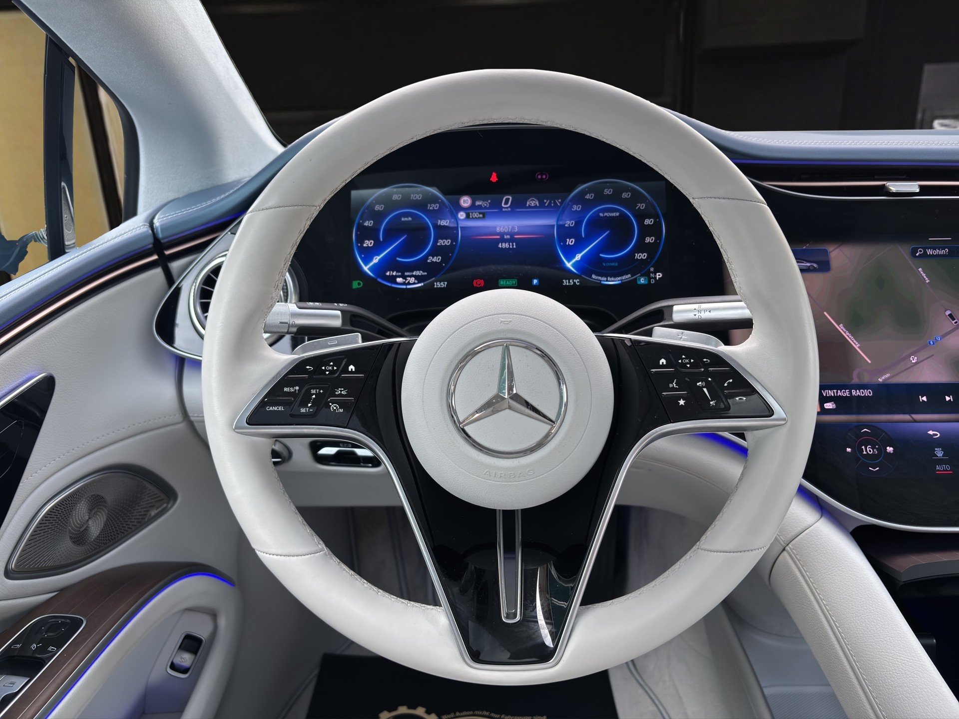 MERCEDES-BENZ EQS 580 Executive Edition AMG 4matic-image-12