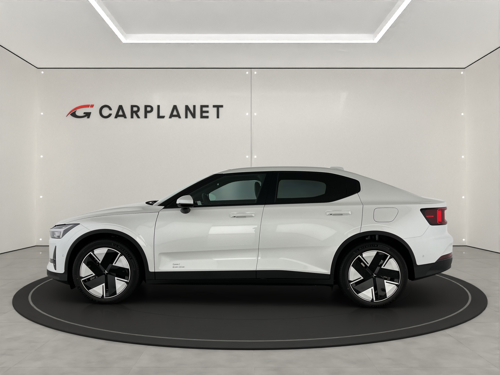 POLESTAR 2 Long Range Single Motor Prime-showroom-element-1