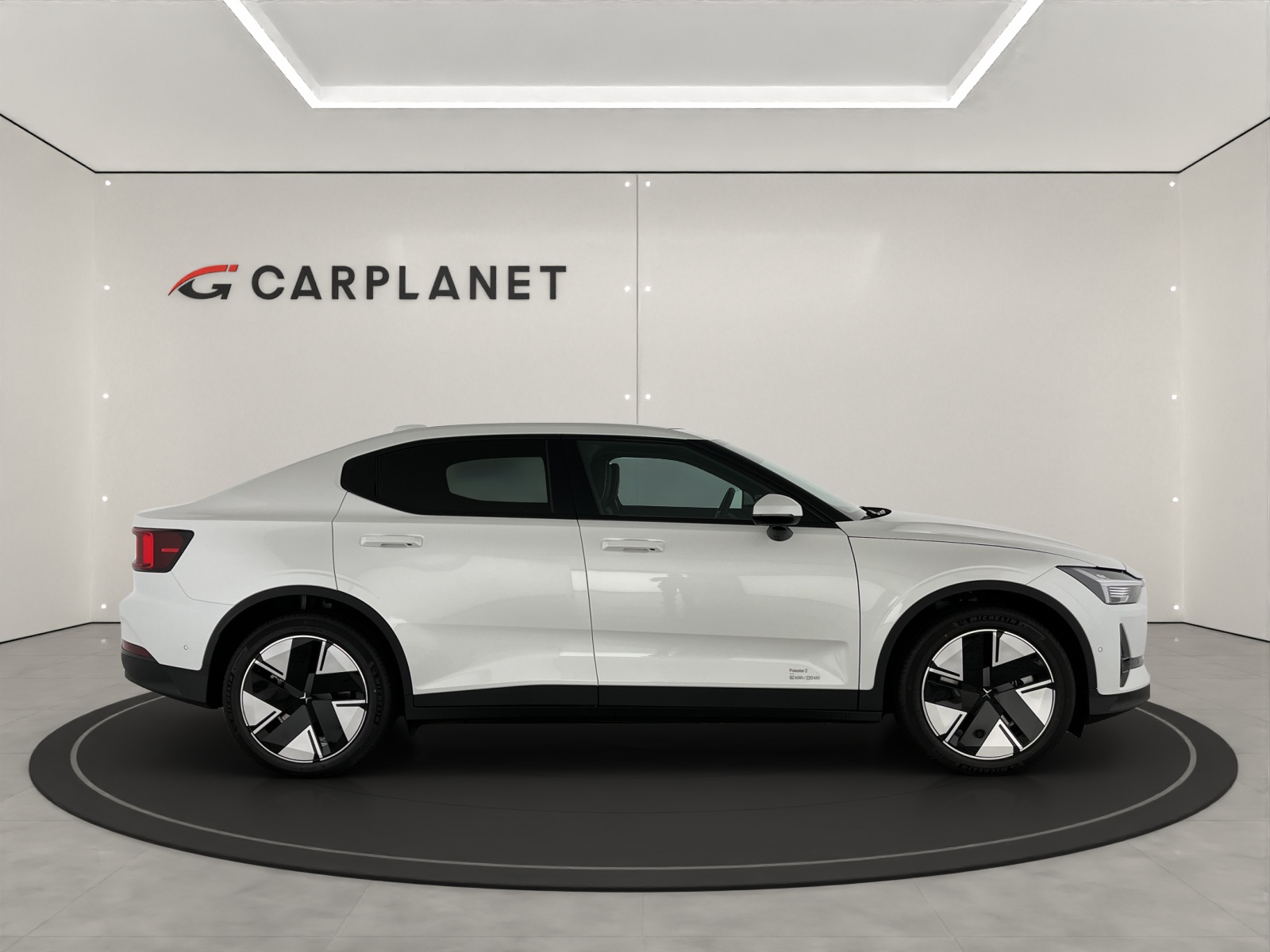 POLESTAR 2 Long Range Single Motor Prime-showroom-element-2