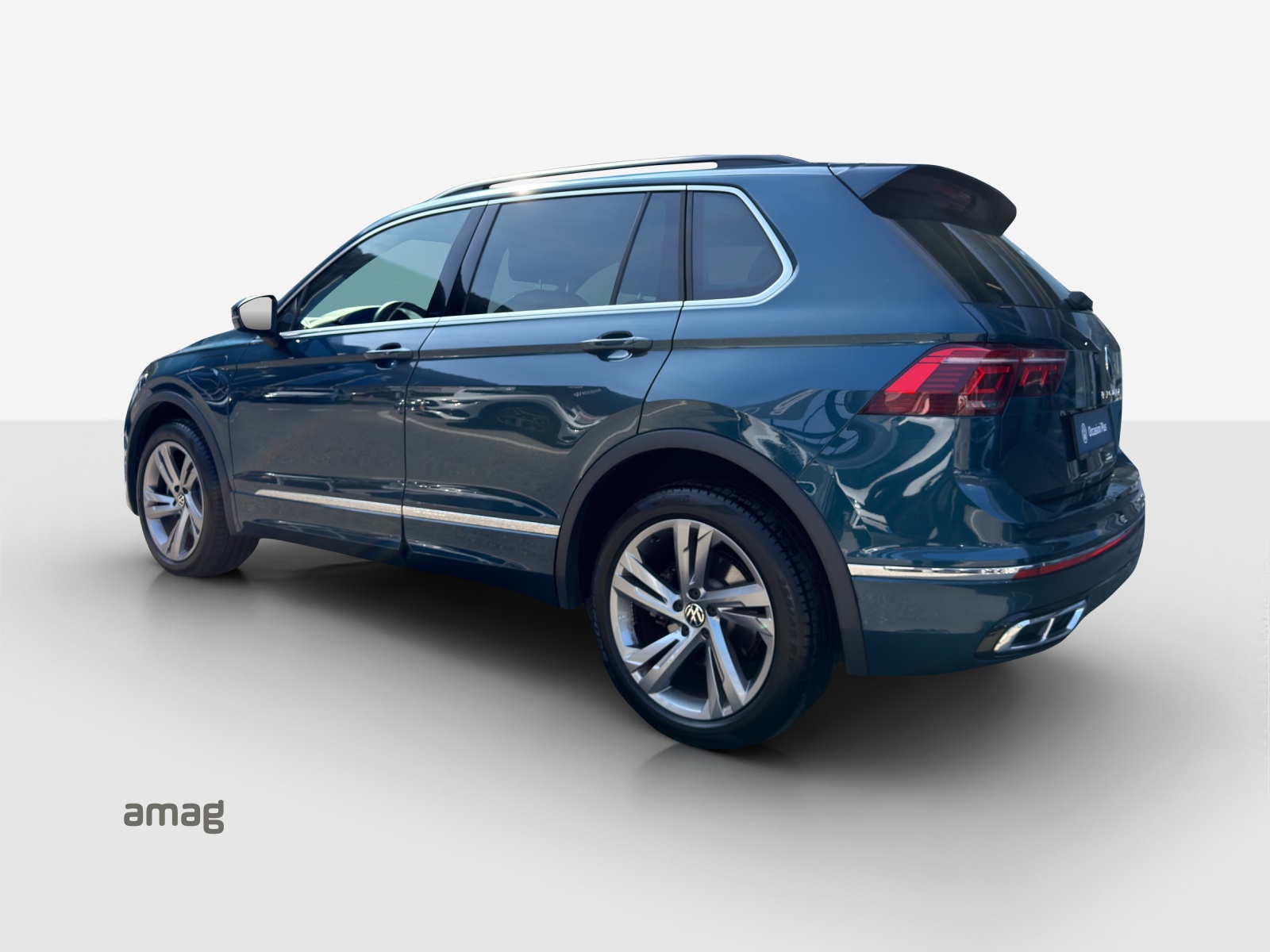 VW Tiguan 1.4TSI PHEV Selection DSG-showroom-element-3