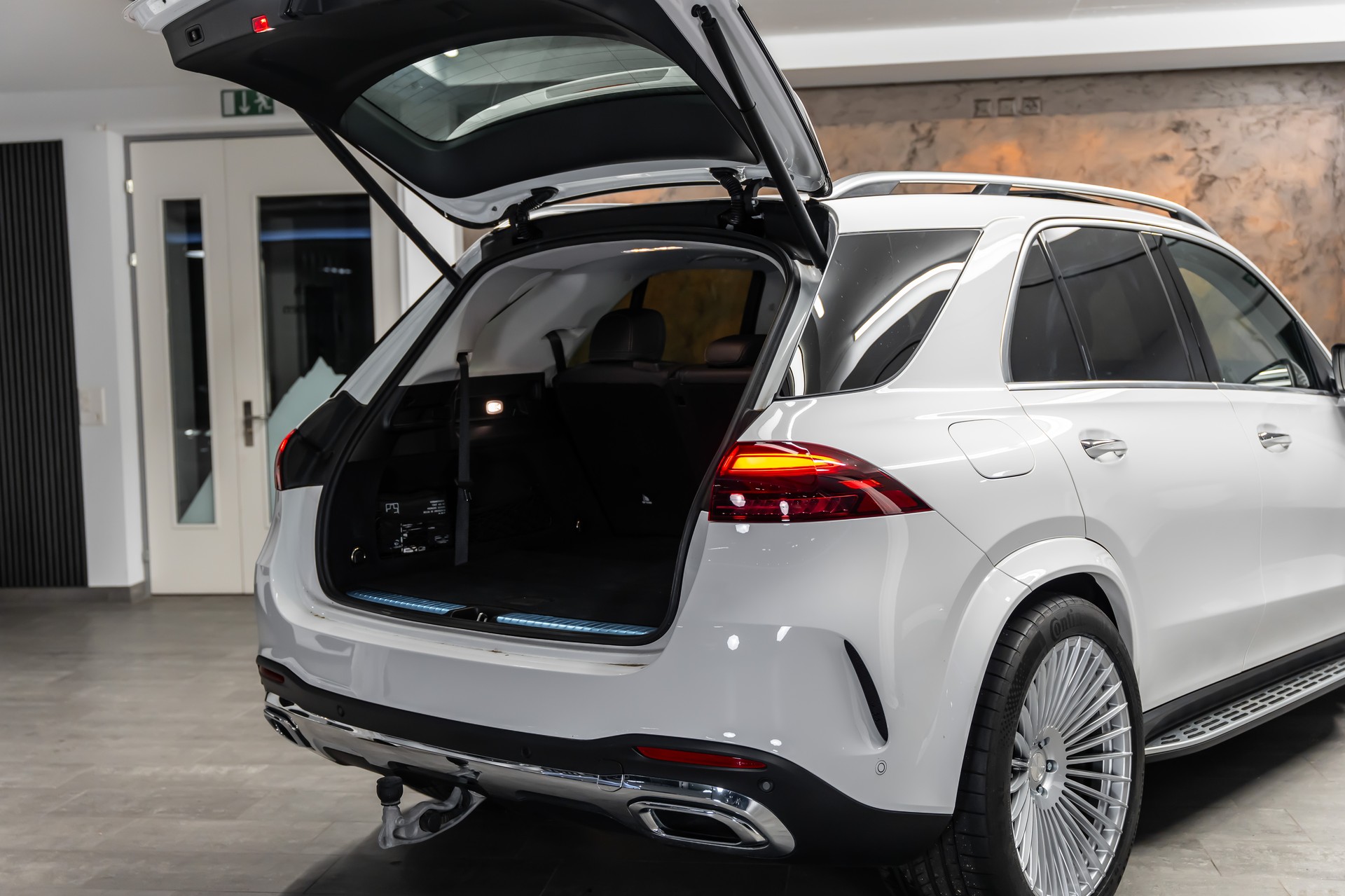 MERCEDES-BENZ GLE 450 4Matic 9G-Tronic *Facelift*7-Plätzer*Panorama*22"Alu*-image-7
