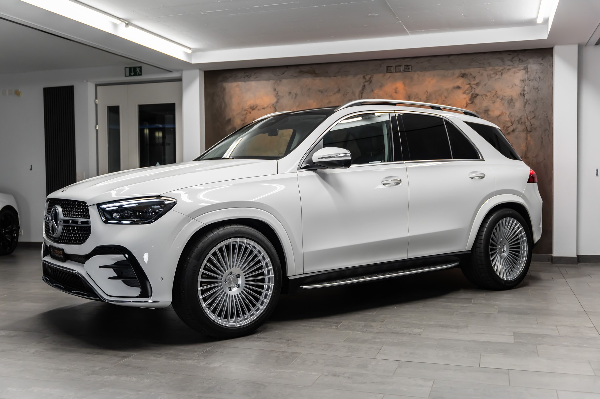 MERCEDES-BENZ GLE 450 4Matic 9G-Tronic *Facelift*7-Plätzer*Panorama*22"Alu*-showroom-element-1