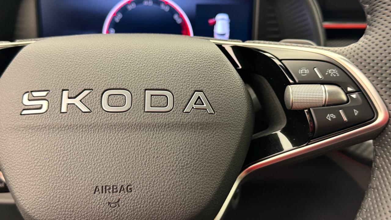 SKODA Kamiq 1.5 TSI Monte Carlo DSG-image-10