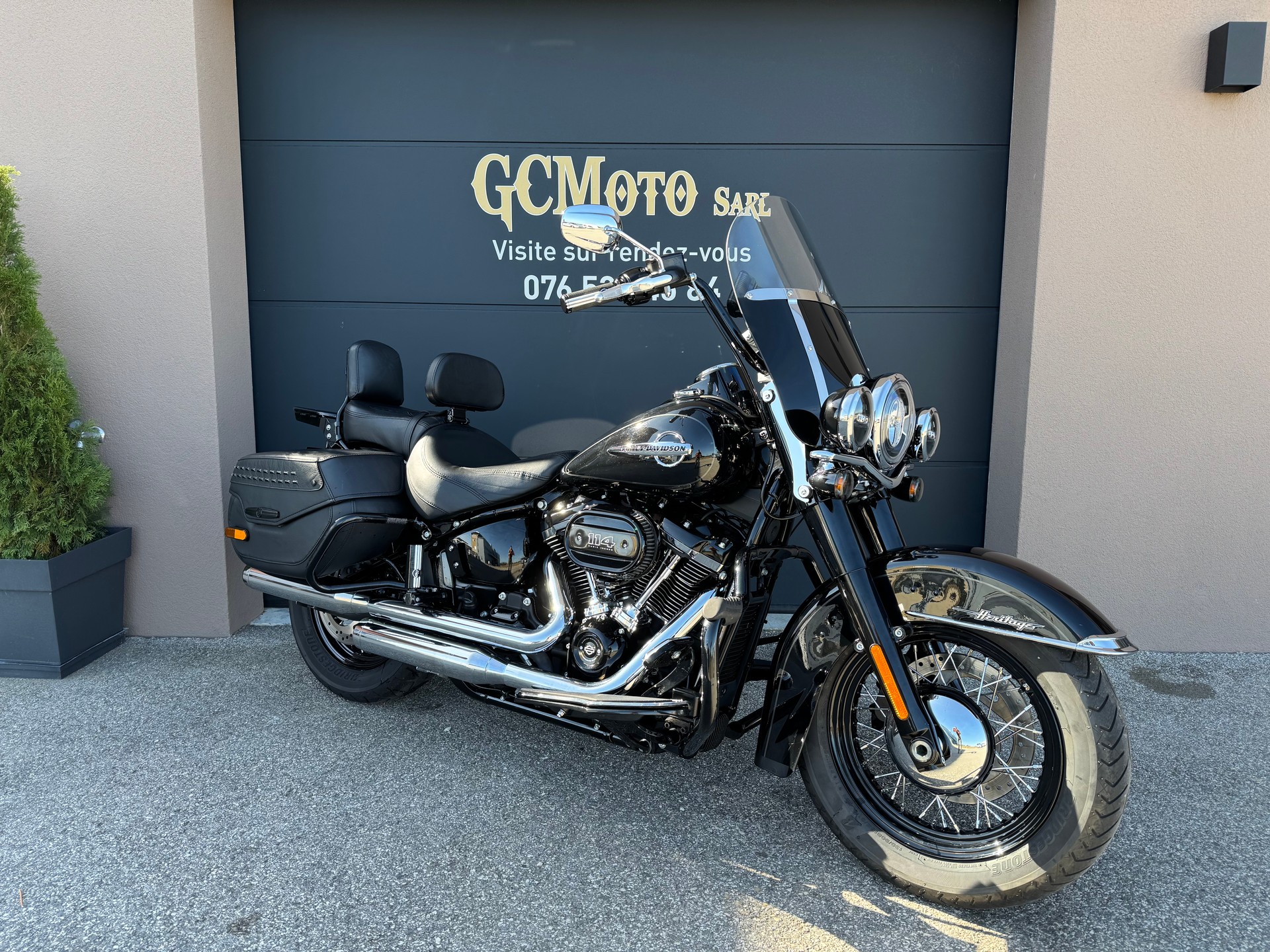 HARLEY-DAVIDSON FLHCS Heritage Classic 114 ABS-image-1
