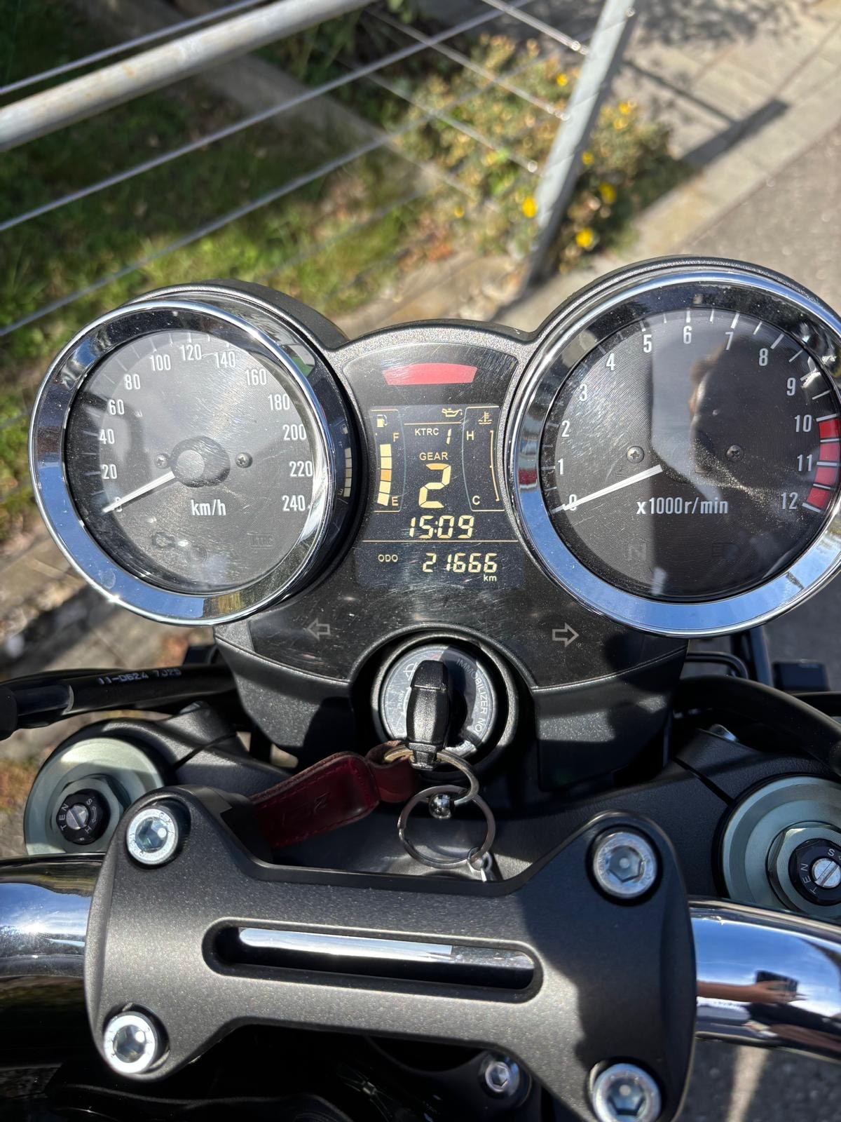 KAWASAKI Z 900 RS-image-9