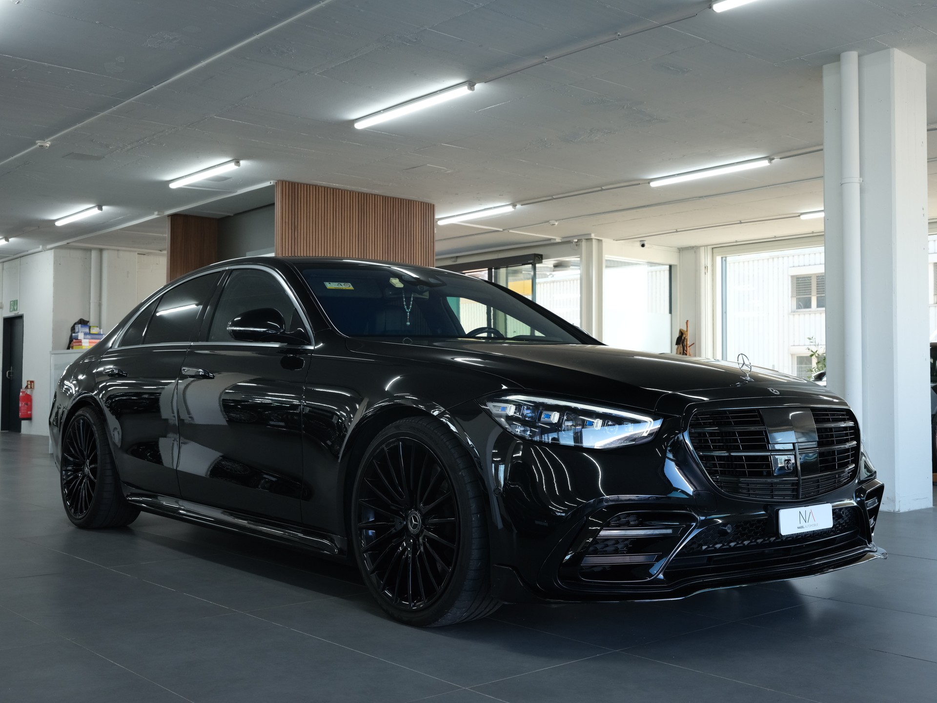 MERCEDES-BENZ S 400 d 4Matic AMG Line 9G-Tronic *Brabus Optik* *360 Kamera* *Panorama*-showroom-element-1