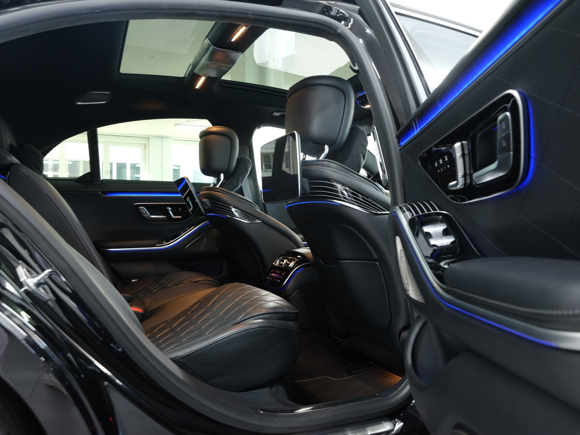 MERCEDES-BENZ S 400 d 4Matic AMG Line 9G-Tronic *Brabus Optik* *360 Kamera* *Panorama*-image-29