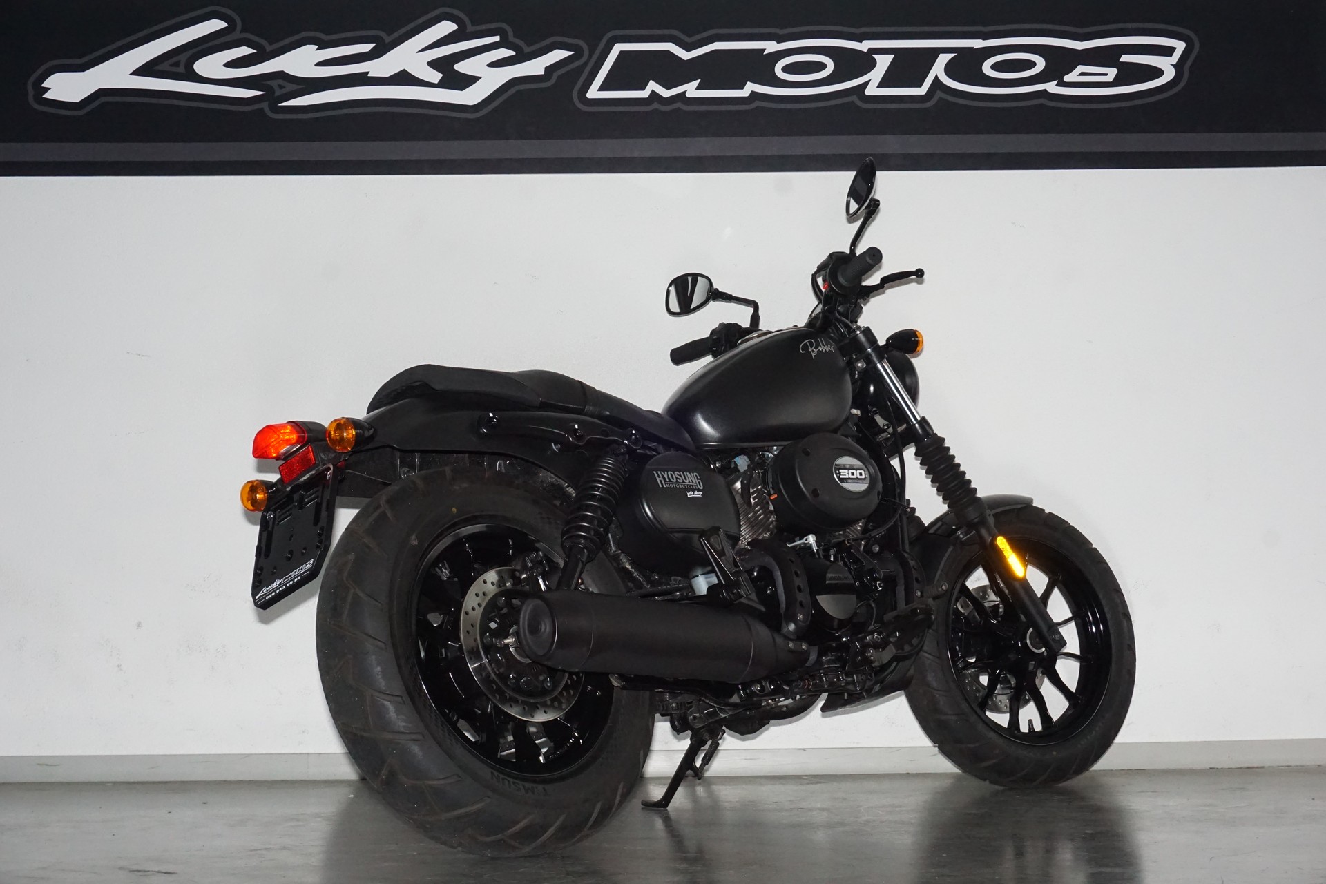 HYOSUNG GV 300 Bobber-image-2