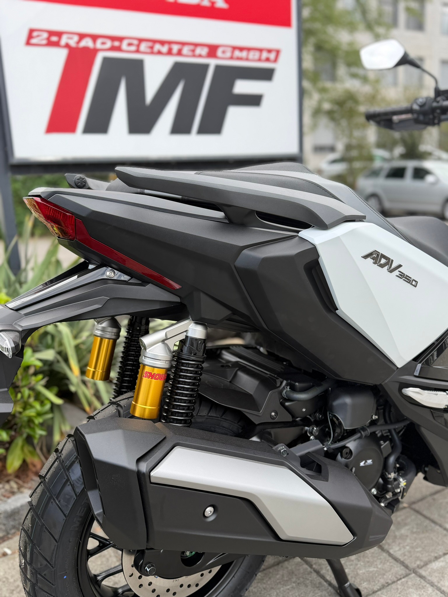 HONDA ADV 350-image-2