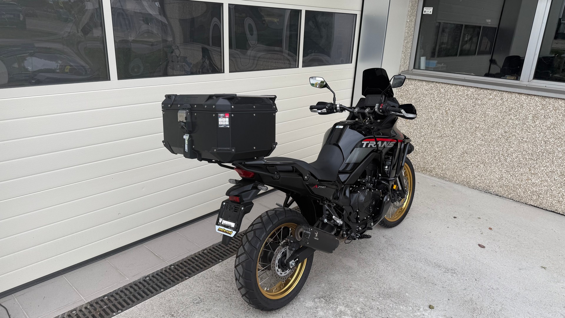 HONDA XL 750 Transalp-image-4