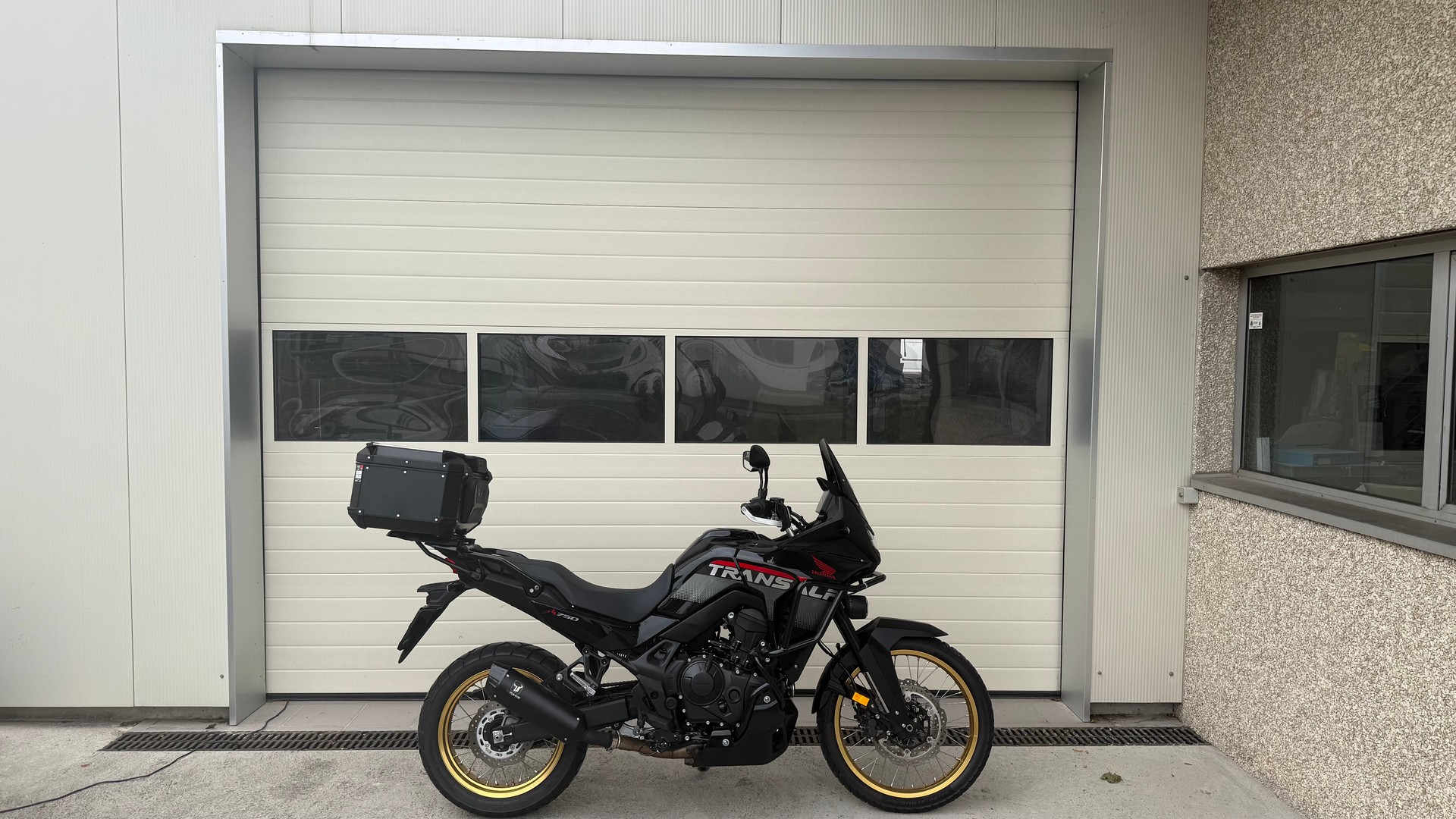 HONDA XL 750 Transalp-image-0