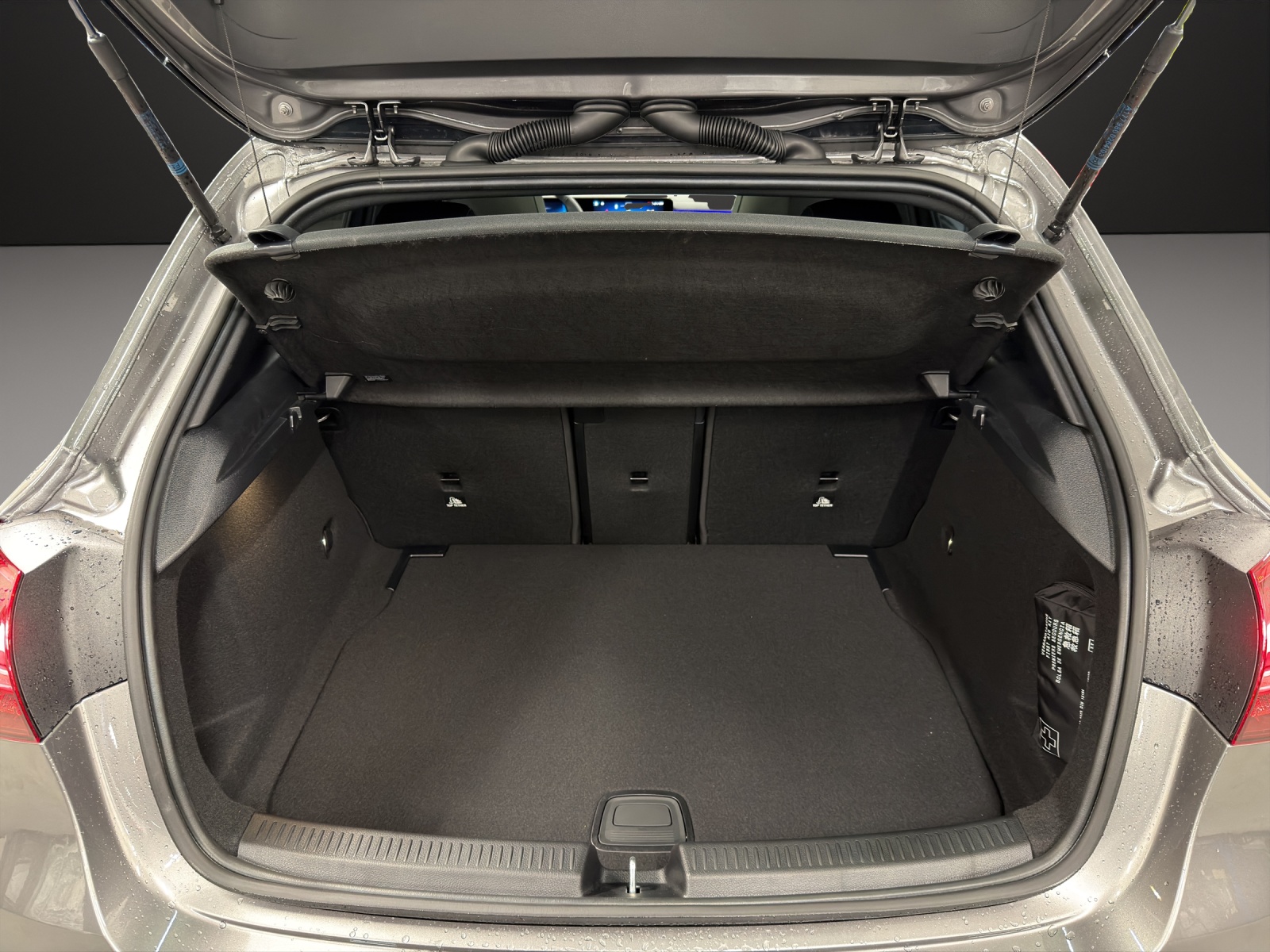 MERCEDES-BENZ A AMG 35 4Matic 8G-DCT-image-13