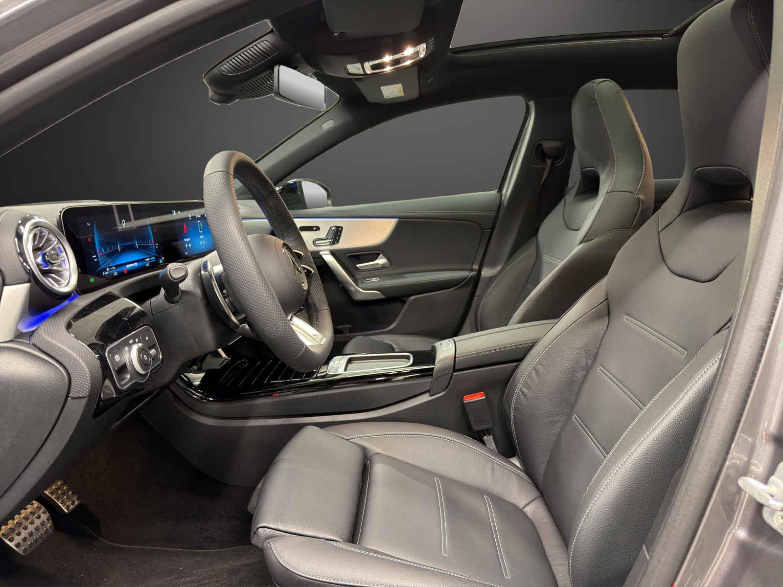 MERCEDES-BENZ A AMG 35 4Matic 8G-DCT-image-9