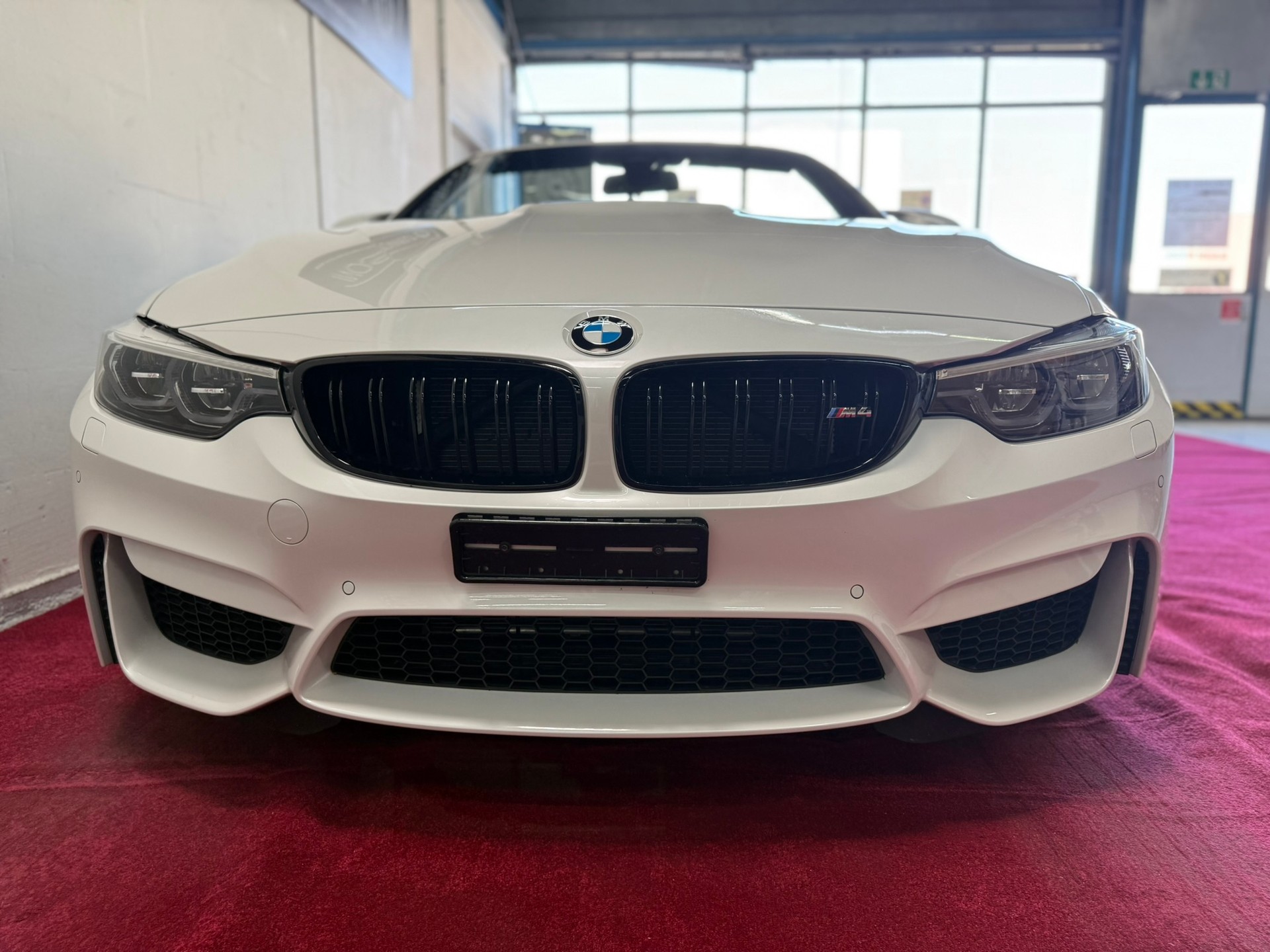 BMW M4 Cabriolet Competition DKG-image-2
