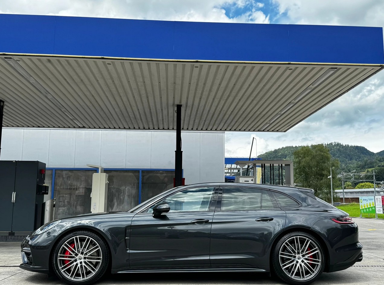 PORSCHE Panamera Turbo Sport Turismo PDK *CH-Fahrzeug**Top Zustand**Top Ausstattung*-showroom-element-3